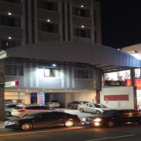 欣悅商務旅店 Otel Toufen Dış mekan fotoğraf