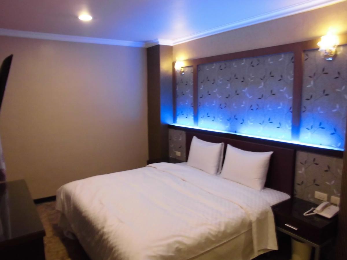 欣悅商務旅店 Otel Toufen Dış mekan fotoğraf