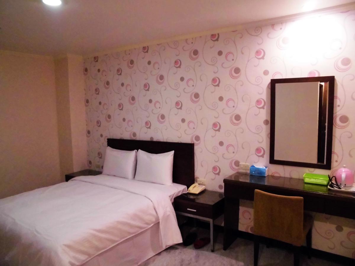 欣悅商務旅店 Otel Toufen Dış mekan fotoğraf