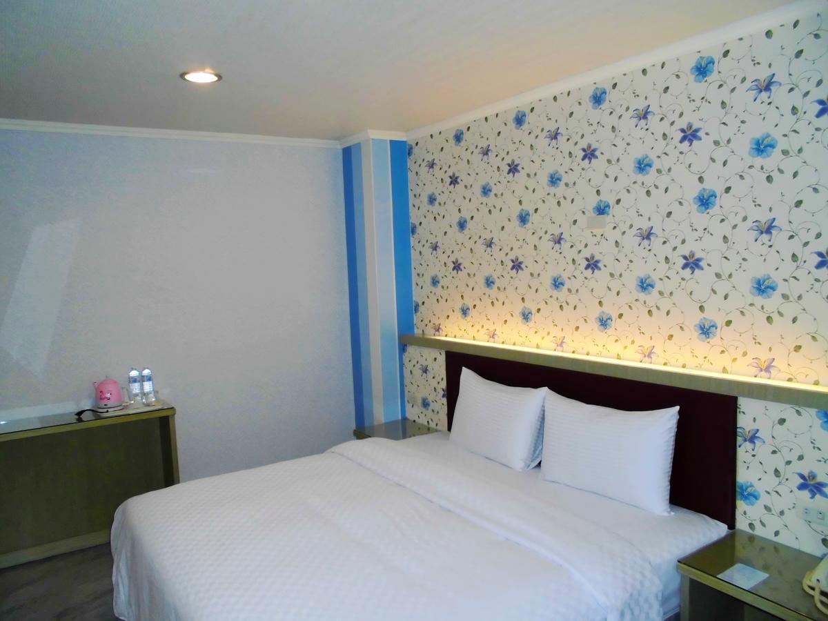 欣悅商務旅店 Otel Toufen Dış mekan fotoğraf